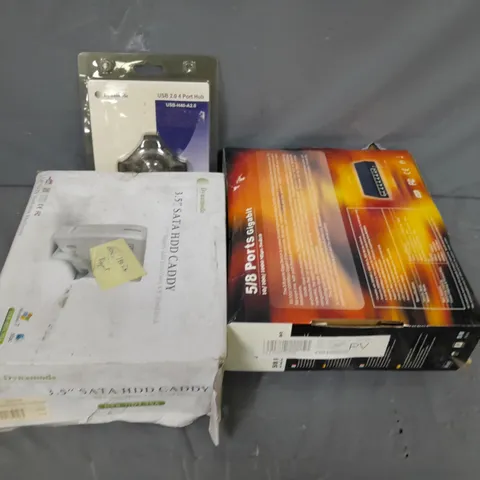 BOX OF ASSORTED ELECTRICAL ITEMS TO INCLUDE HDD CADDY, PORTS GIGABIT AND USB PORT HUB