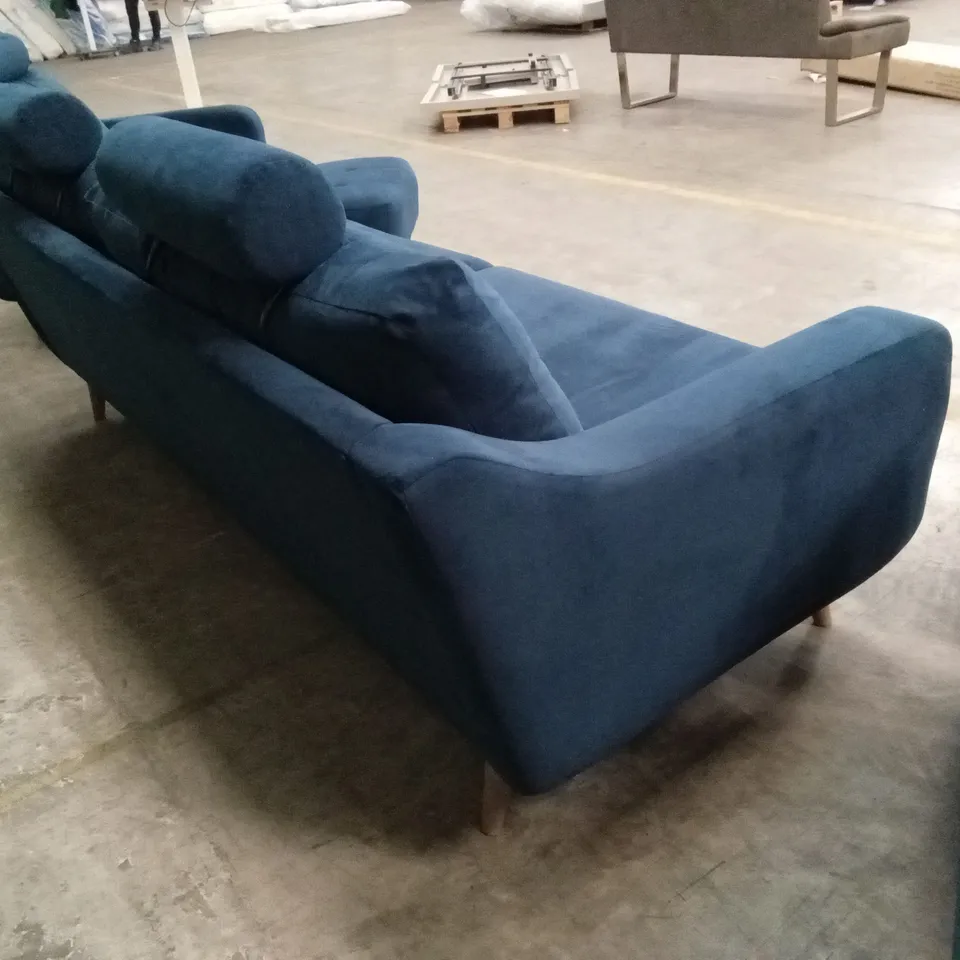 STOKERS ALFREDO BLUE FABRIC SOFA SUITE // 1 x 4 SEATER SOFA, 2 x ARMCHAIRS, 2 x FOOTSTOOLS RRP £3495