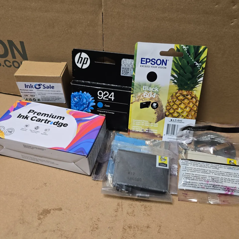 APPROXIMATELY 15 ASSORTED PRINTER INKS TO INCLUDE HP924 CYAN, EPSON BLACK 604, ETC