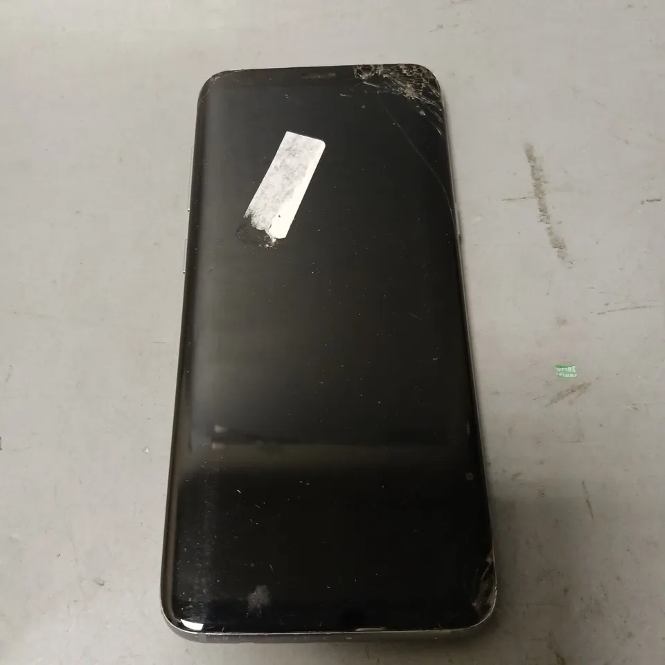 SAMSUNG GALAXY S8 SMARTPHONE IN METALLIC GREY