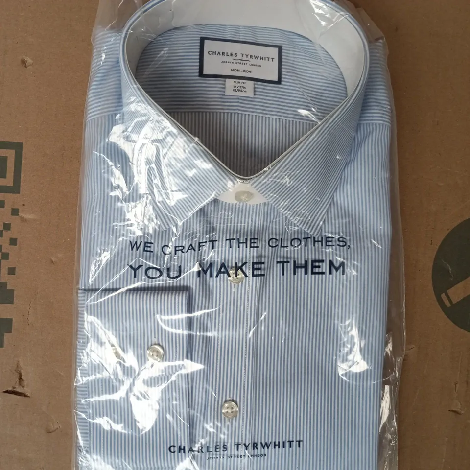 BAGGED CHARLES TYRWHITT SLIM FIT SHIRT IN BLUE/WHITE STRIPES SIZE 17/37"