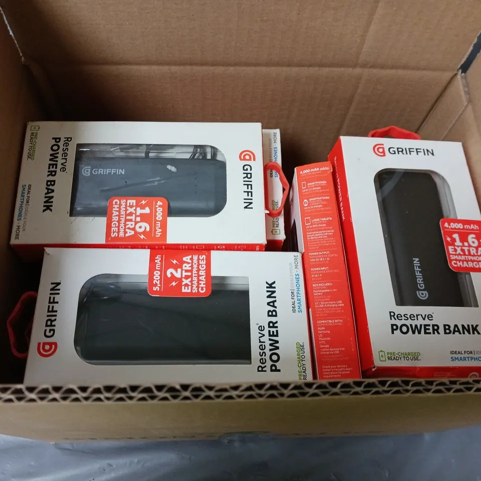 LOT OF APPROXIMATELY 15 GRIFFIN RESERVE POWER BANKS 2500MAH TO 10,000 MAH