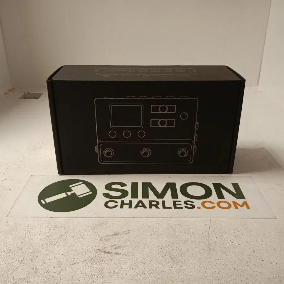 BOXED HX STOMP LINE 6
