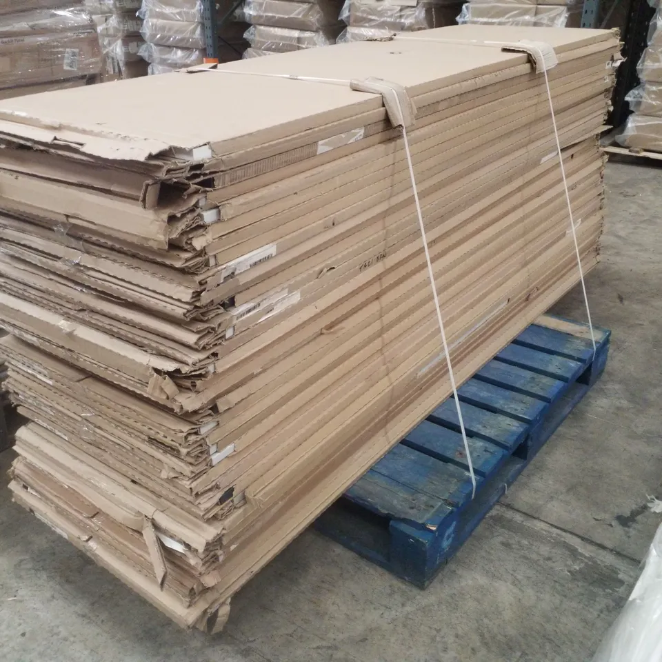 PALLET CONTAINING APPROXIMATELY 36 ASSORTED CLAD ON TOWER PANELS