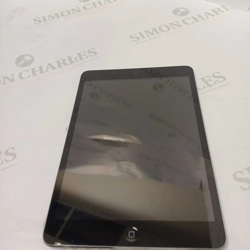 APPLE BLACK IPAD MINI DMPLVBNJFP84