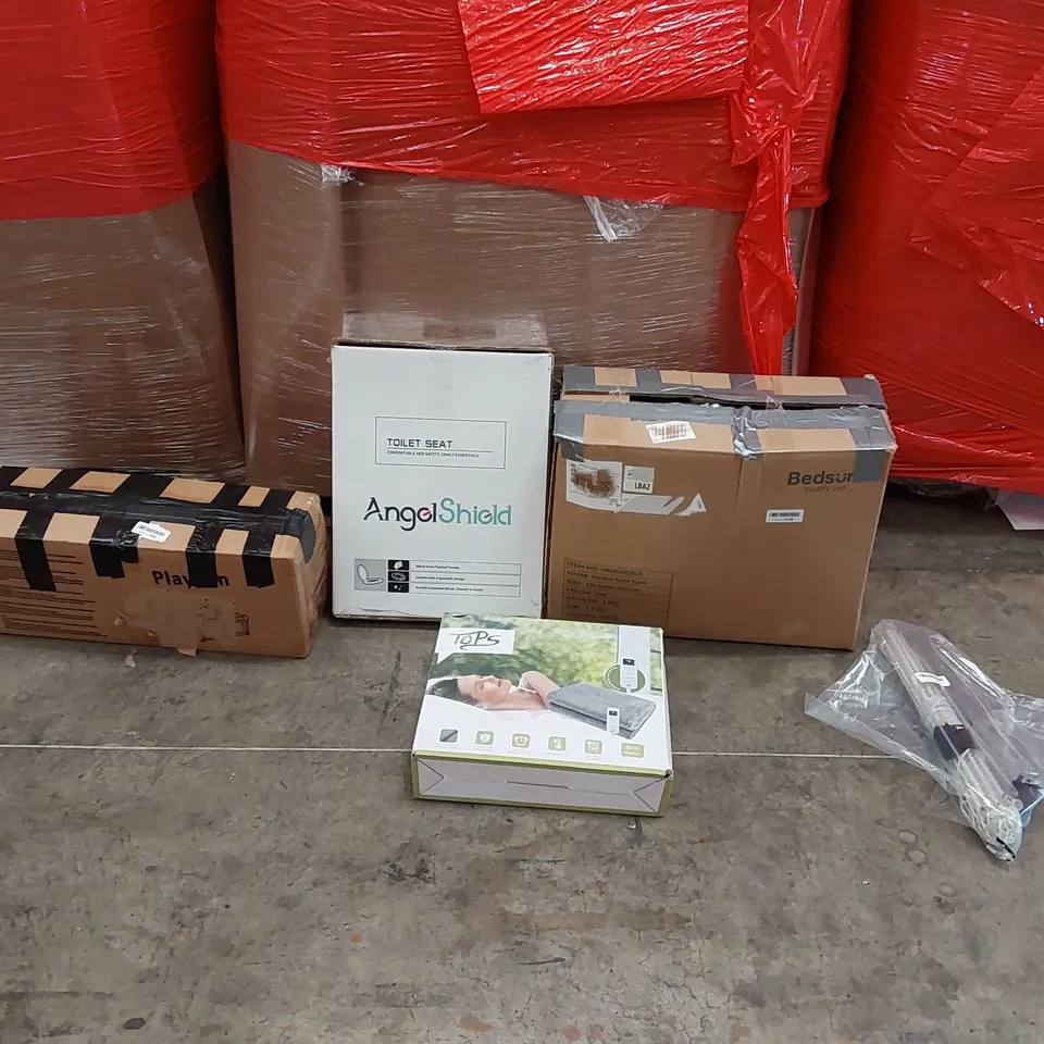 PALLET OF ASSORTED ITEMS INCLUDING: ELECTRIC BLANKET, PLAYPEN, PET BED, TOILET SEAT, LED LIGHTS