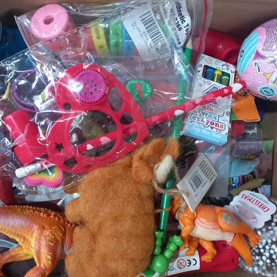 BOX OF APPROXIMATELY 10 ASSORTED TOYS AND GAMES TO INCLUDE UNO, METAL KITS - HELICOPTER, LOL SURPRISE ALL-STAR BBS, ETC
