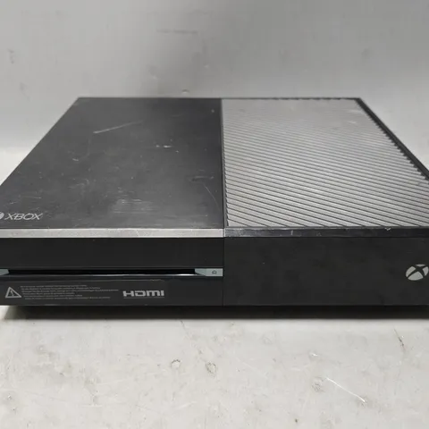 XBOX ONE GAMING CONSOLE IN BLACK 