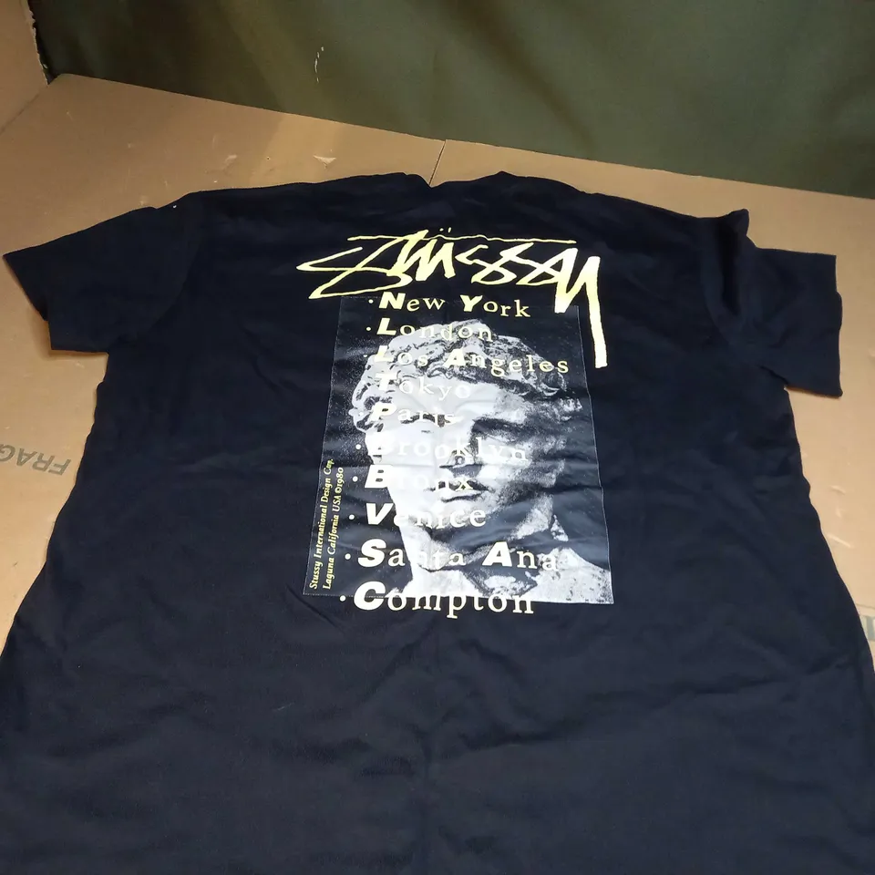 STUSSY BLACK TSHIRT - SIZE XL