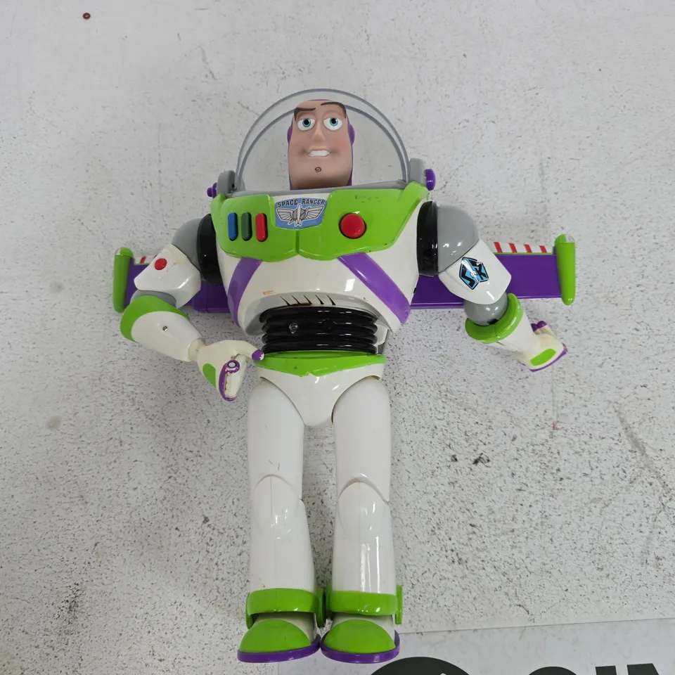 BUZZ LIGHTYEAR ACTION FIGURE