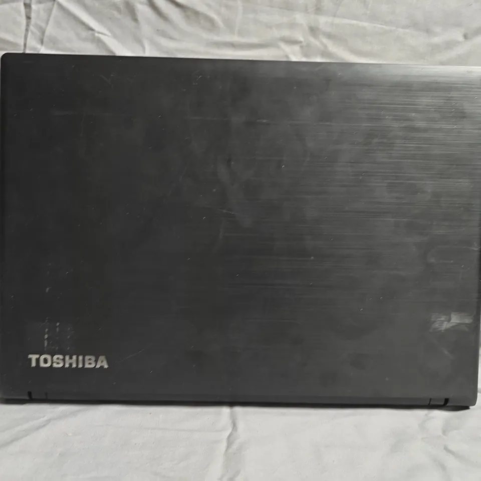 TOSHIBA SATELLITE PRO R40-C LAPTOP 