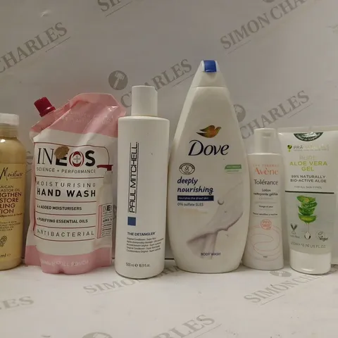 BOX OF APPROX 20 ASSORTED HEALTH AND BEAUTY ITEMS TO INCLUDE - DOVE DEEPLY NOURISHING BODY WASH - INEOS MOISTURISING HAND WASH - PAUL MITCHELL THE DETANGLER ECT 