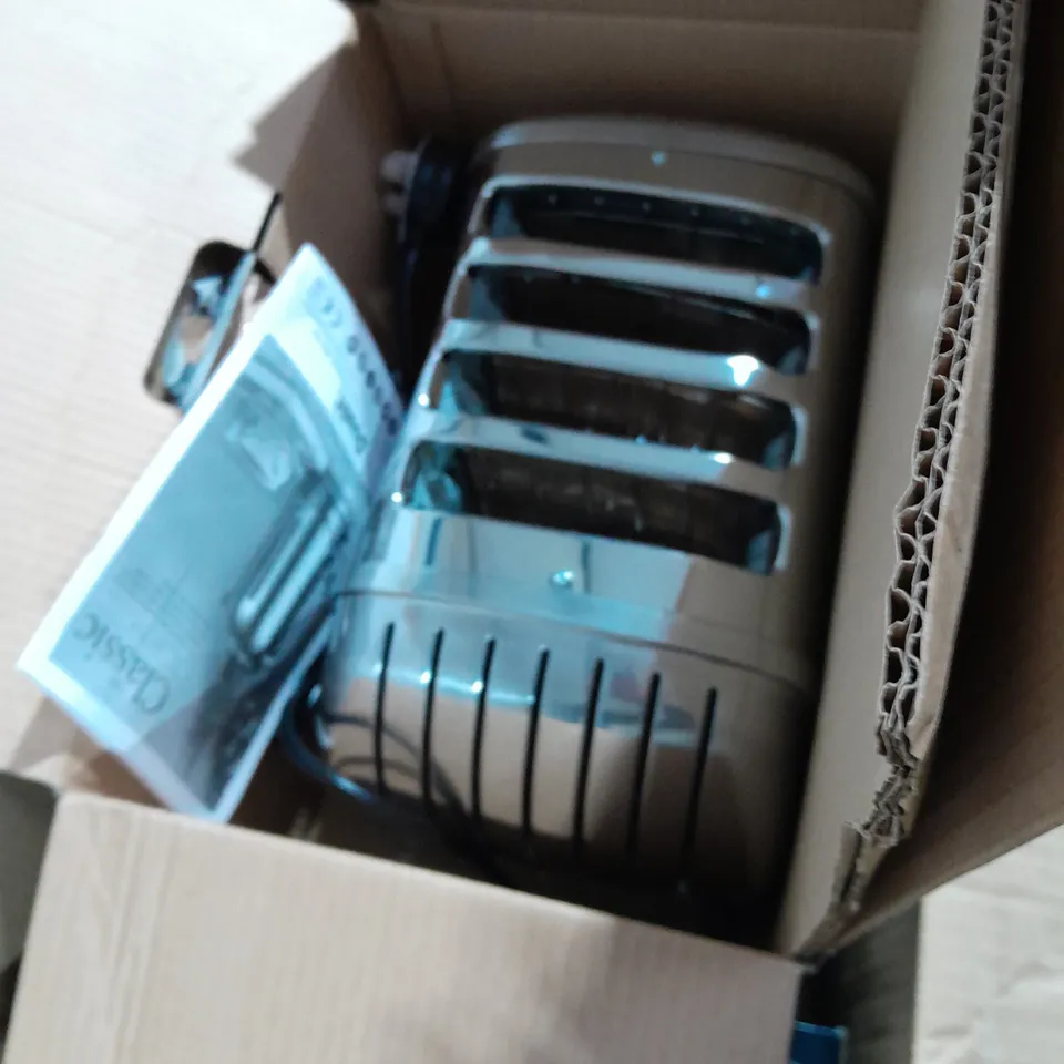 BOXED DUALIT 4 SLOT VARIO CLASSIC TOASTER WITH TWO SANDWICH CAGES