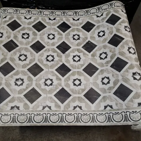 PATTERNED KITCHEN MAT - SIZE UNSPECIFIED