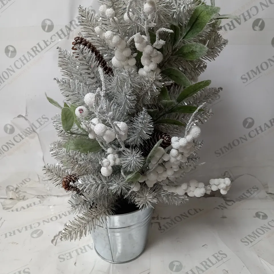 SILVER AND GREY WHITE BERRY TABLE CHRISTMAS TREE 