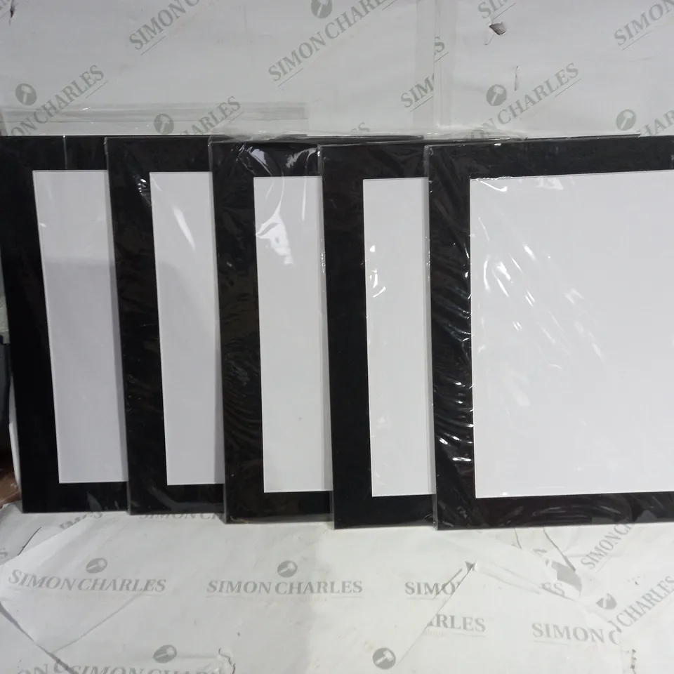 5 MINIMAL BLACK BORDER PHOTO FRAMES