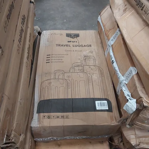 BOXED LUGG LIGHTWEIGHT TRAVEL SUITCASE 
