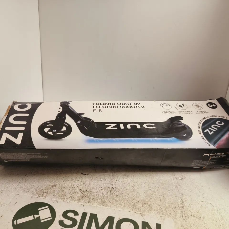 ZINC FOLDING LIGHT-UP ELECTRIC SCOOTER – E5 (BOXED)