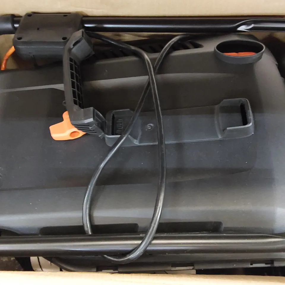 BOXED WORX 40V CORDLESS 34CM WG779E LAWN MOWER (1 BOX)