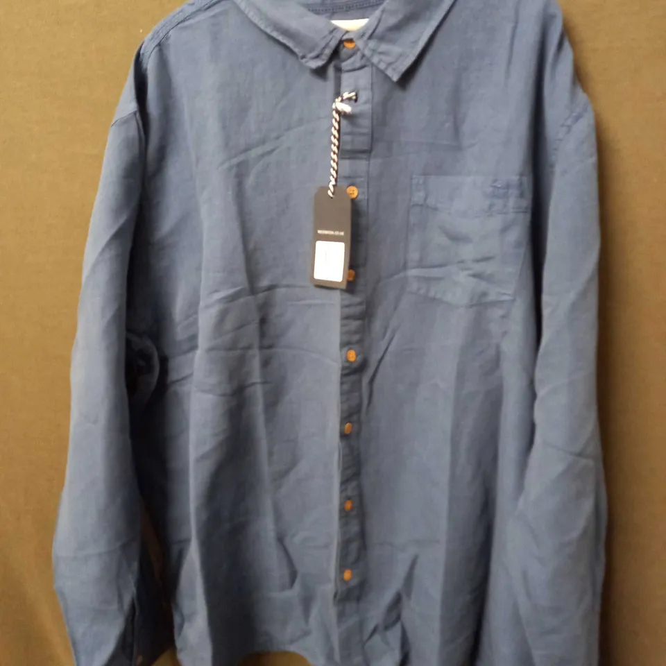 WEIRDFISH STRONSAY LONG SLEEVE GARMENT DYED LINEN RICH SHIRT IN NAVY - 4XL