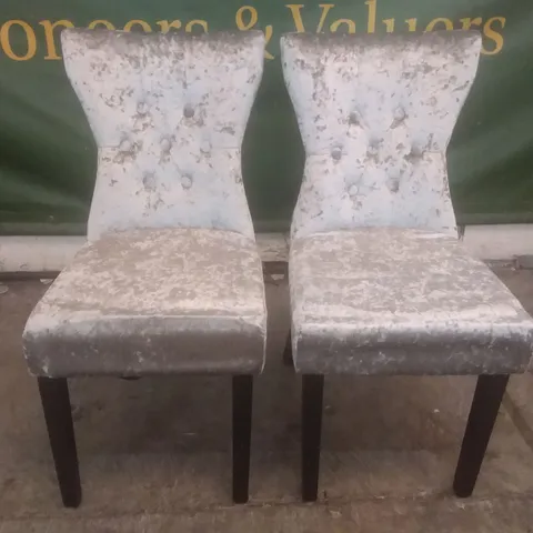 SET OF 2 BEWLEY SILVER VELVET BUTTON BACK DINING CHAIRS (DARK LEG)