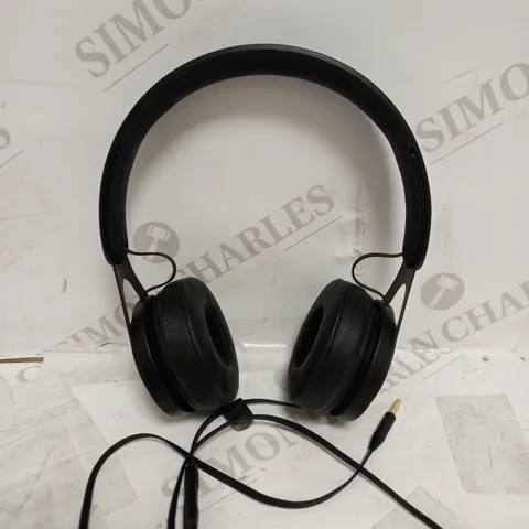 BEATS EP ON-EAR HEADPHONES