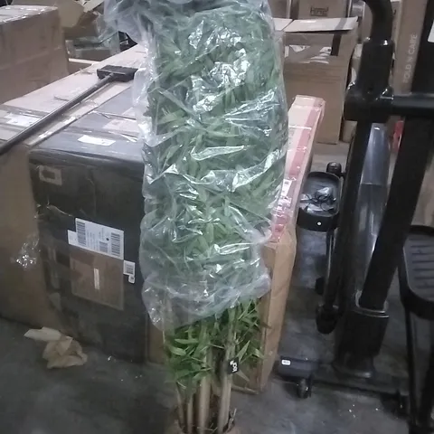 BOXED ARTIFICIAL PLANT DECORATIONS