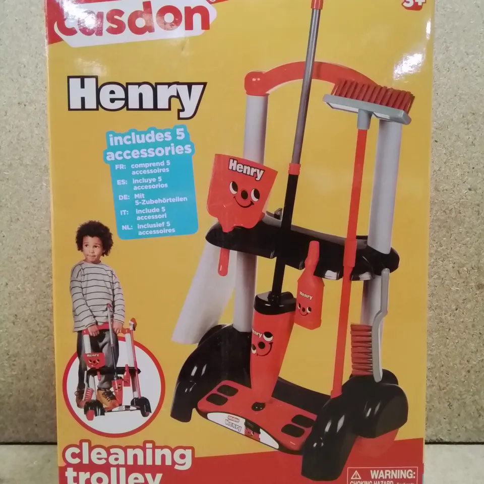 BOXED HENRY CLEARNING TROLLEY