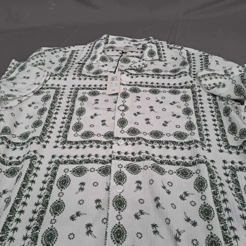 RIVER ISLAND WHITE SUMMER SHIRT - UK LARGE