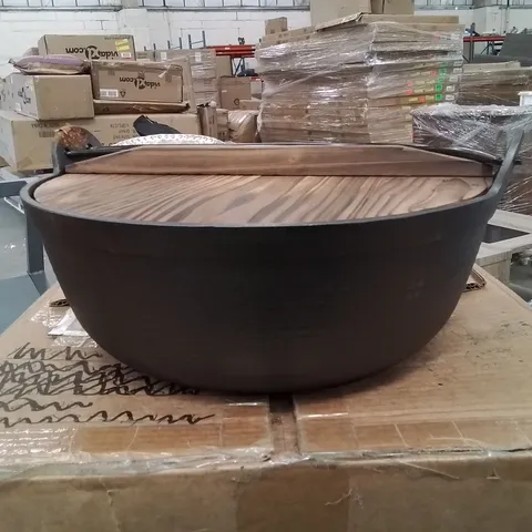 BOXED CAST IRON SKILLET PAN