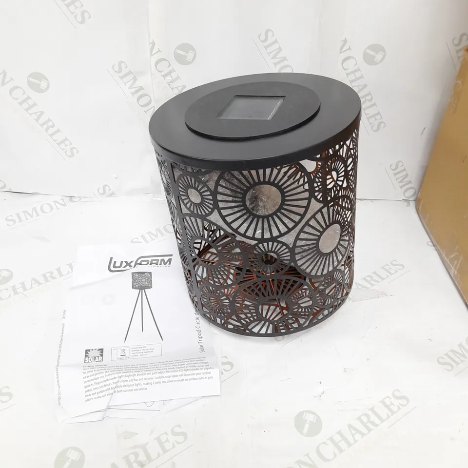 LUXFORM SOLAR GARDEN TRIPOD LIGHT SWIRL 