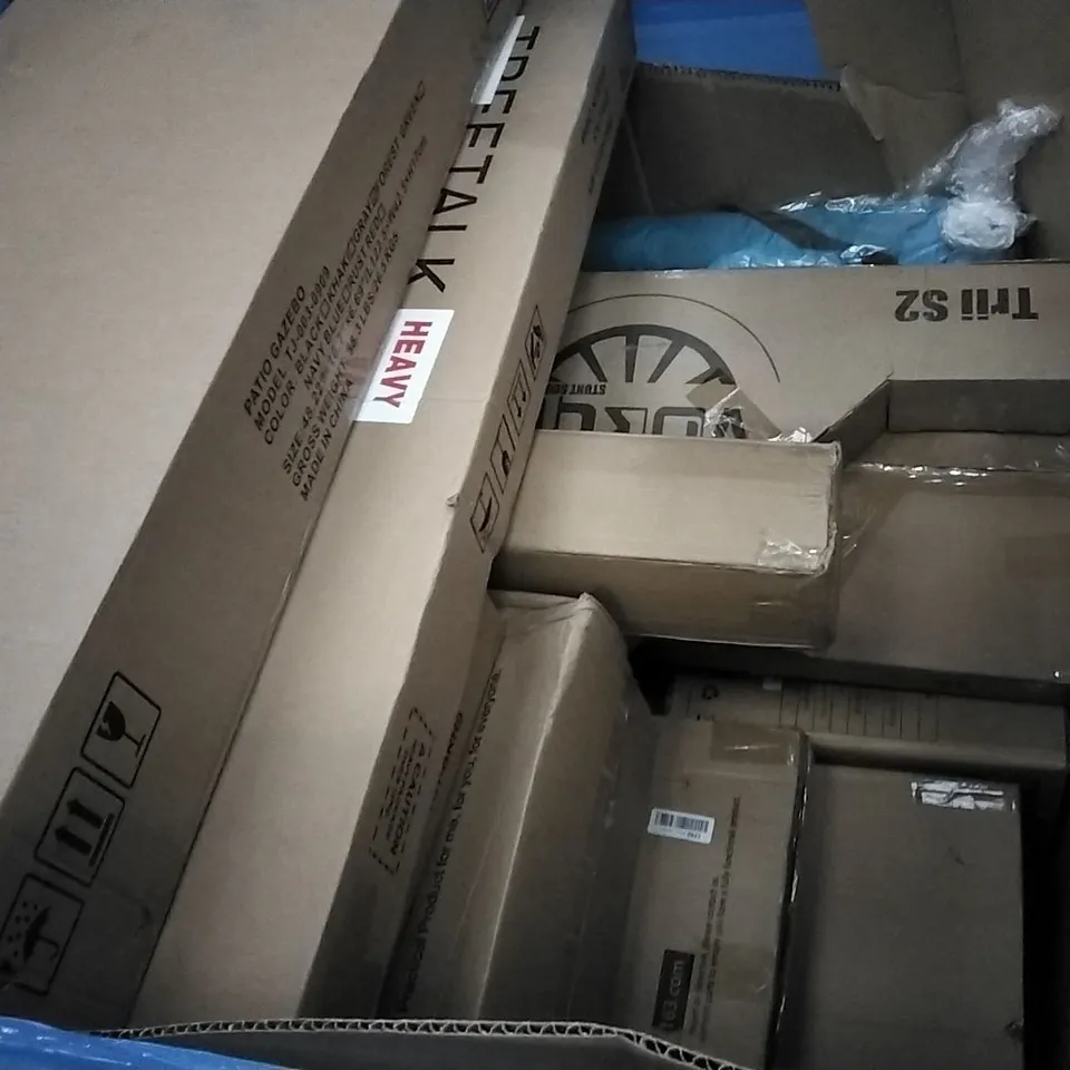PALLET OF ASSORTED ITEMS INCLUDING OLARHIKE DOUBLE HIGH AIR MATTRESS, STOREMIC TOILET SEAT, DONYER POWER ELECTRICAL CONVECTOR HEATER, STAND MIXER, ONLYFIRE CERAMIC FURNACE, PATIO GAZEBO