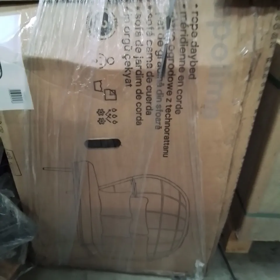 BOXED APOLIMA  ROPE DAYBED