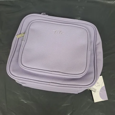 TILI FOLD OUT VANITY & TRAVEL BAG