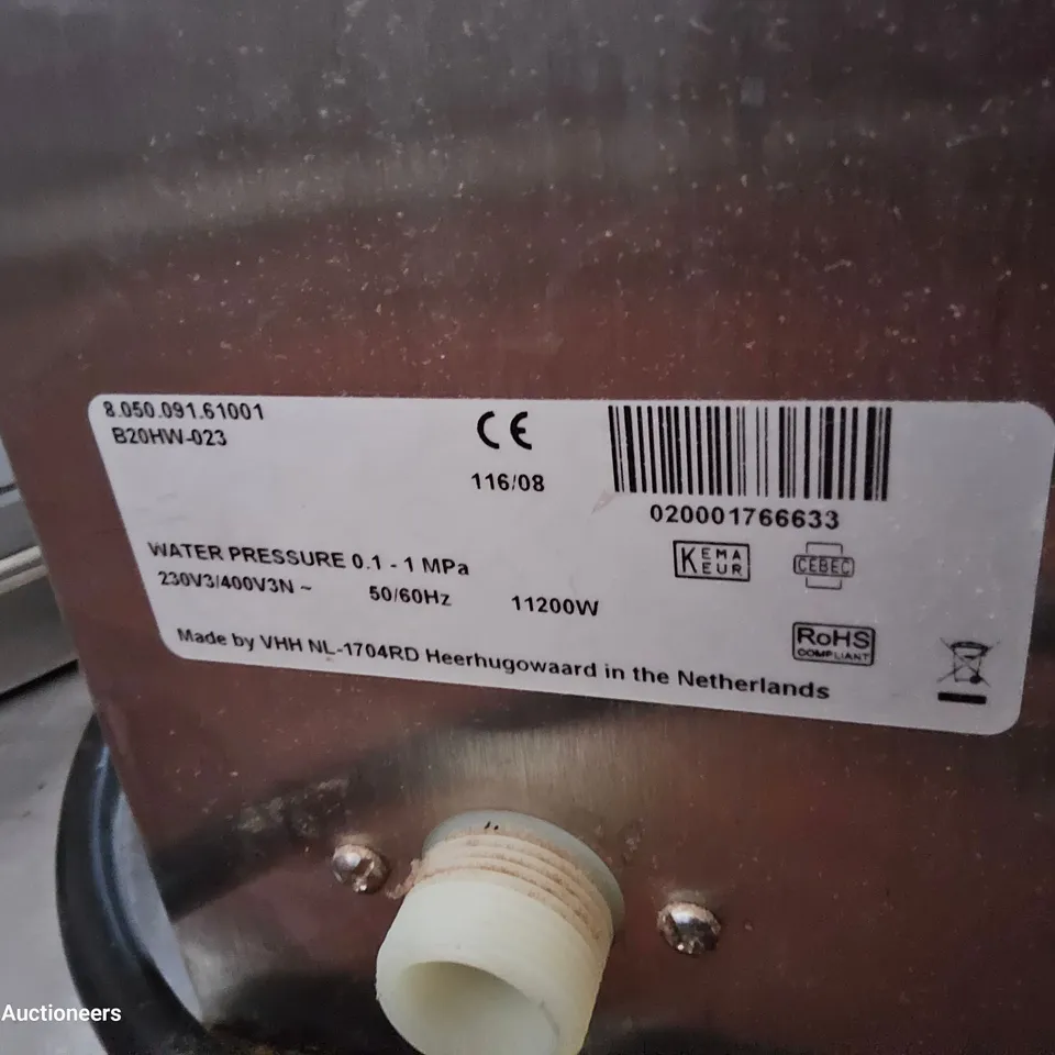 BRAVILOR BONAMAT B20-HV HOT WATER BOILER WITH 2 URNS