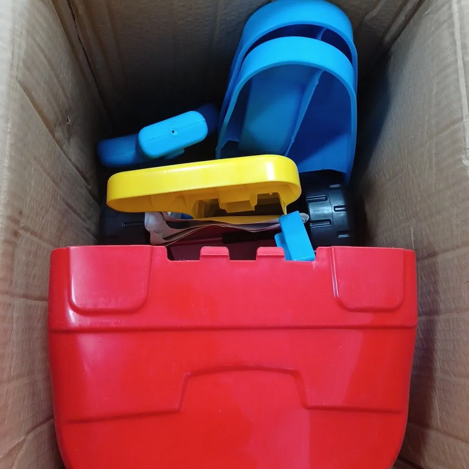 DOLU STEP CAR 4-IN-1 ROCKER & RIDE ON  RRP £74.99