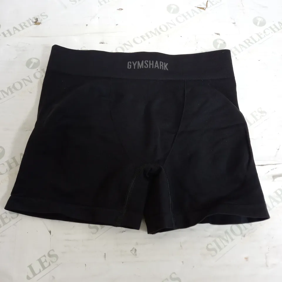 GYMSHARK SEAMLESS BOXER IN BLACK - MEDIUM