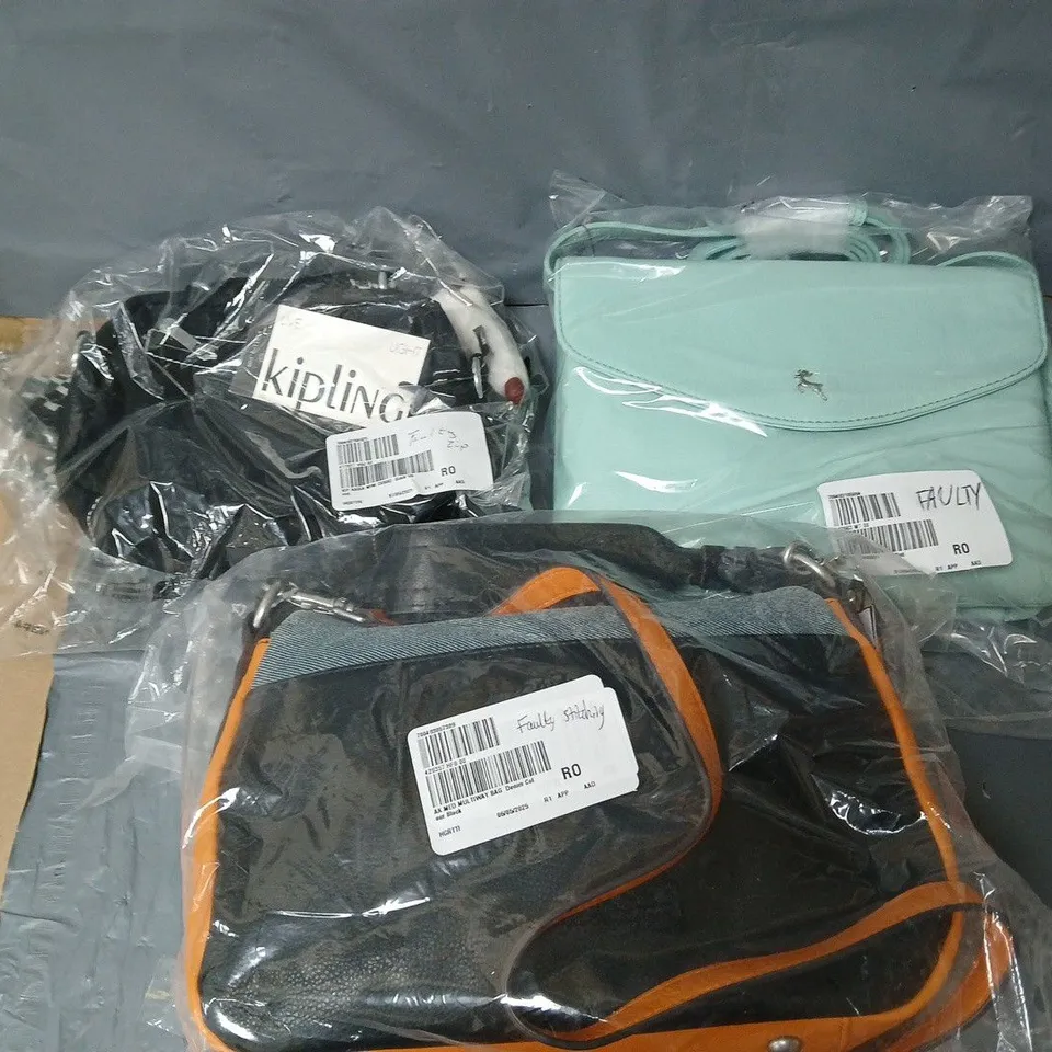 APPROXIMATELY 10 BAGGED BAGS IN VARIOUS STYLES TO INCLUDE KIPLING AND ASHWOOD 