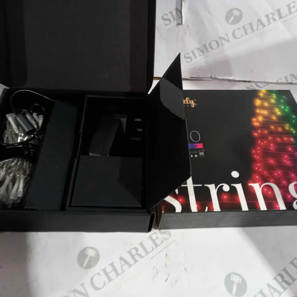 TWINKLY INDOOR/OUTDOOR LIMITLESS FUNCTIONALITY LIGHTS