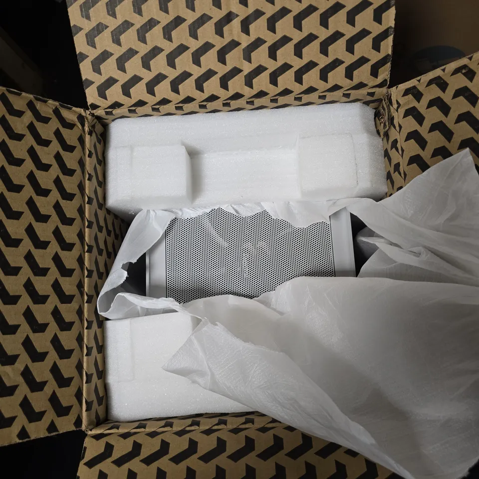 FRACTAL MOOD LIGHT GRAY COMPUTER CASE BOXED