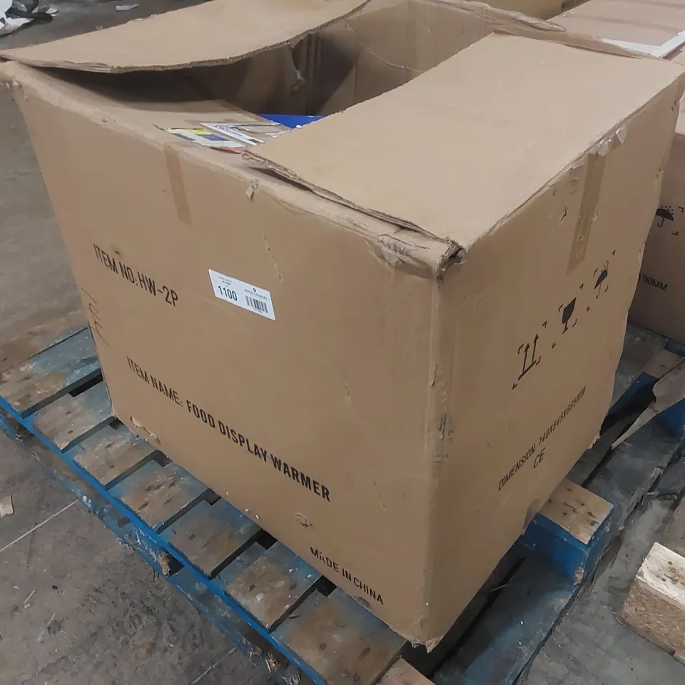 BOX OF ASSORTED ITEMS INCLUDING: SILENTNIGHT COMFORT CONTROL ELECTRIC BLANKET, CATERING SUPPLIES ECT