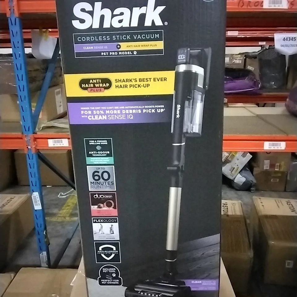 BOXED SHARK CORDLESS STICK VACUUM CLEANER PET PRO MODEL