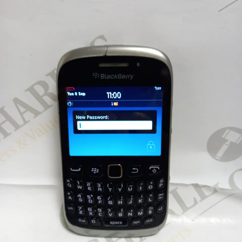 BLACKBERRY CURVE MOBILE PHONE