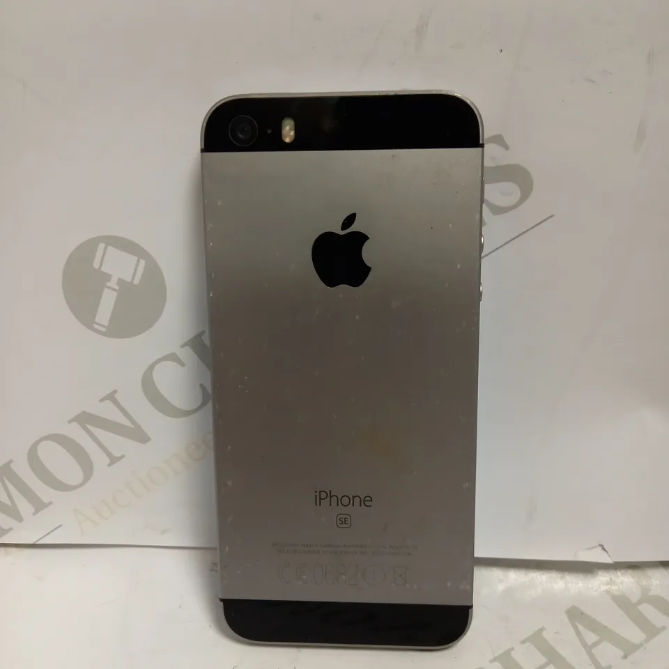 APPLE IPHONE SE 32GB 