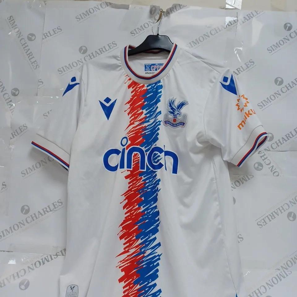 CRYSTAL PALACE AWAY KIT 23/24 SIZE M