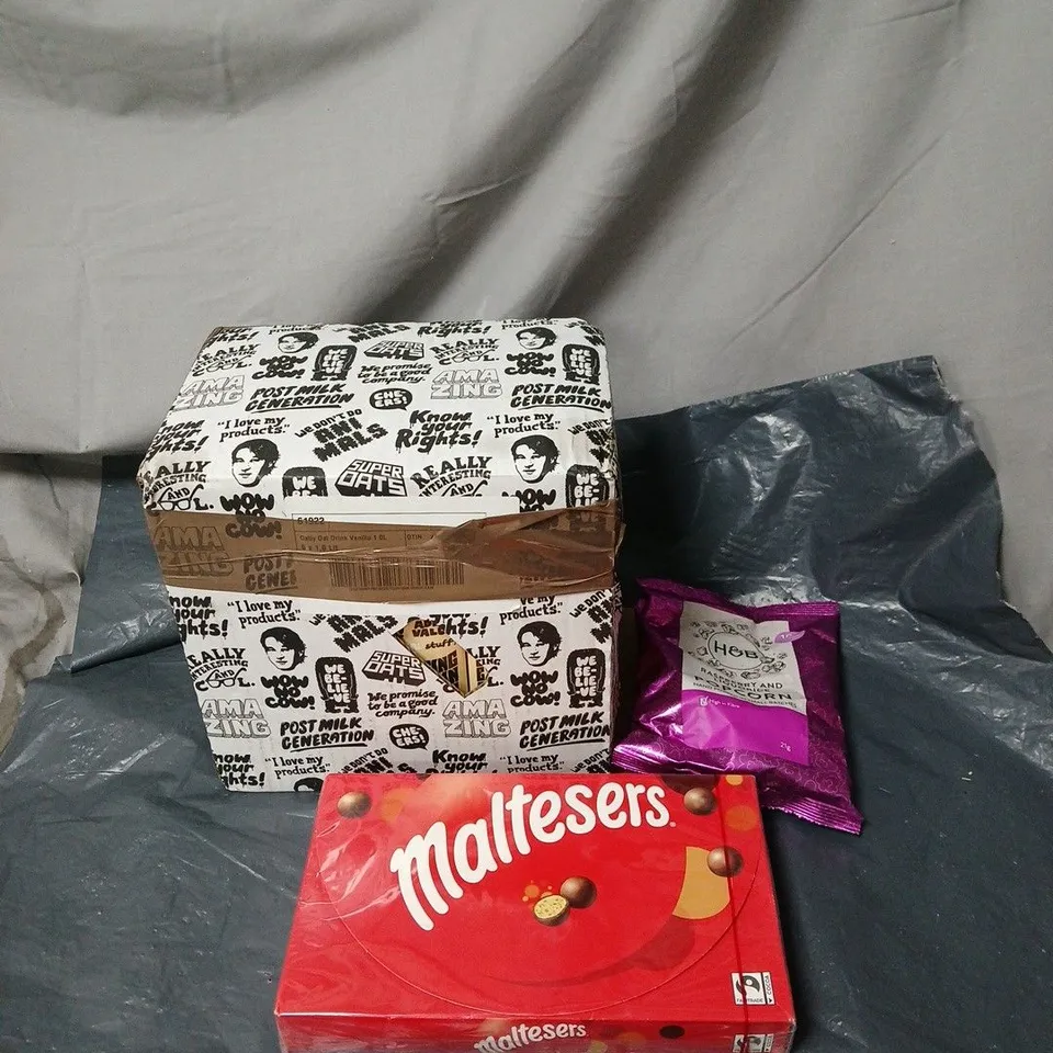 APPROXIMATELY 10 ASSORTED FOOD AND DRINK ITEMS TO INCLUDE OATLY, MALTESERS, POPCORN ETC