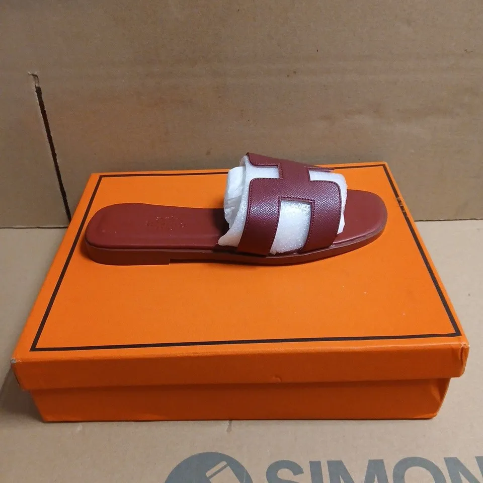 HERMÈS ORAN SANDALS, BURGUNDY LEATHER, UK 4.5 