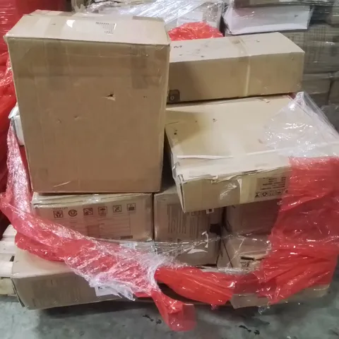 PALLET CONTAINING VARIOUS ASSORTED BOXED HOUSEHOLD ITEMS TO INCLUDE: FOLDING POOL, WEIGHT BENCH, LARGE METAL SAFE ECT.