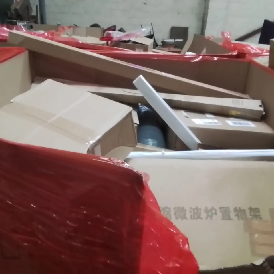 PALLET OF ASSORTED HOUSEHOLD GOODS AND PRODUCTS TO INCLUDE;DOOR MAT,RETRACTABLE SAFETY GATE,LED BATTEN LIGHT