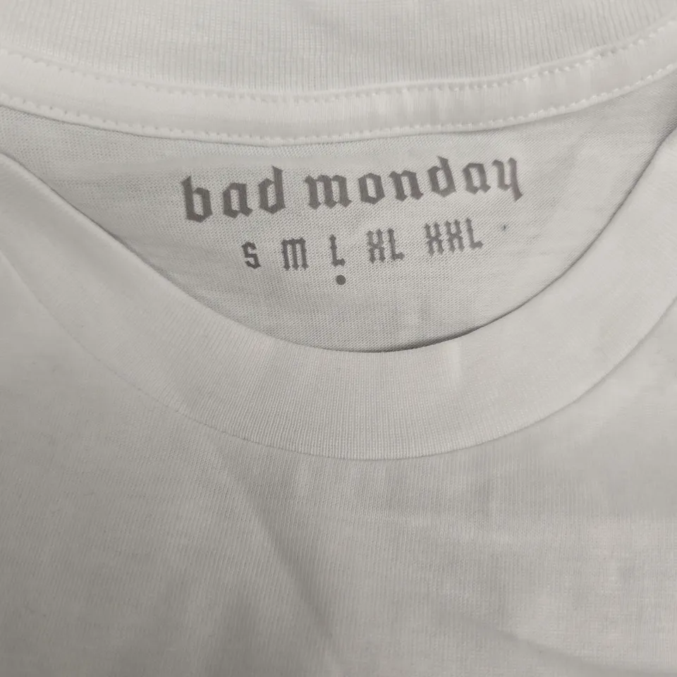 BAD MONDAY WHITE T‑SHIRT WITH CHEST GRAPHIC AND LARGE BACK LOGO